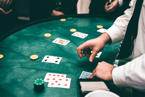 learn to play blackjack app.